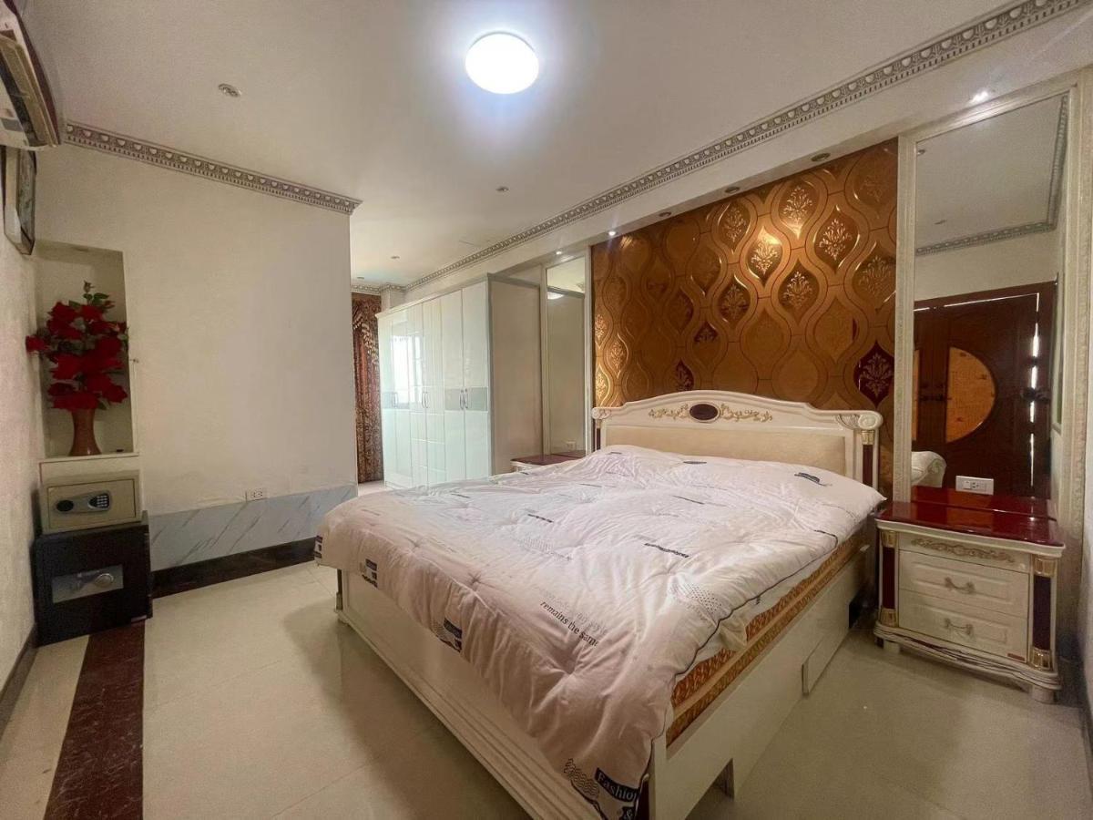 Beautiful Sea View Beach Front Condo Pattaya Extérieur photo