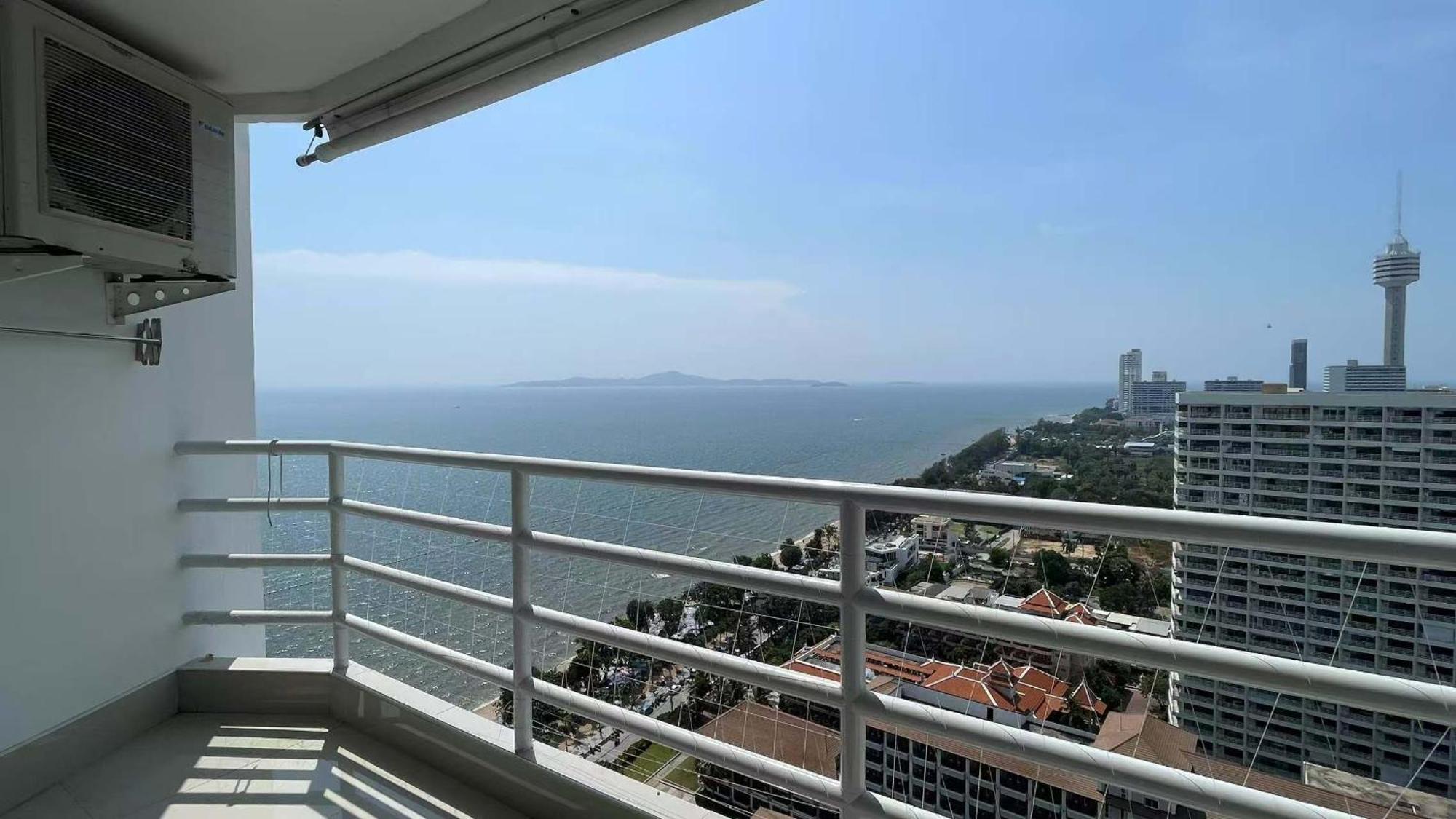 Beautiful Sea View Beach Front Condo Pattaya Extérieur photo